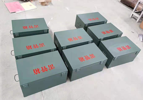 如皋炸药箱和雷管箱一般是怎么存放的？